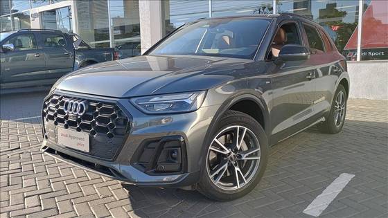 AUDI Q5 2.0 55 TFSIE PHEV PERFORMANCE BLACK QUATTRO S TRONIC